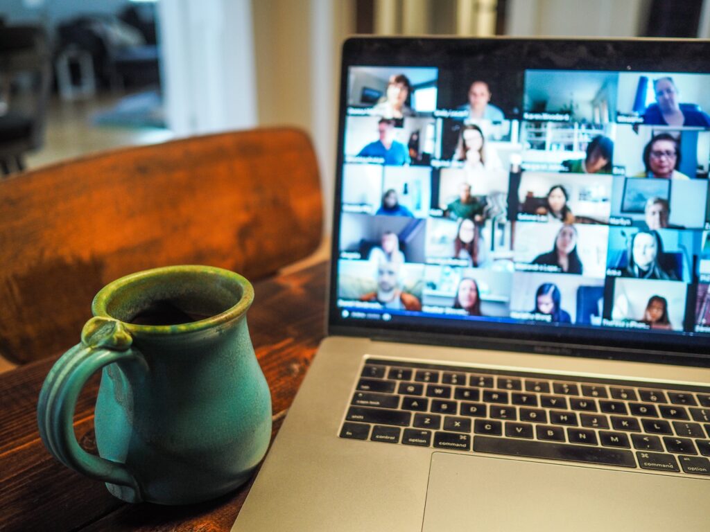 chris-montgomery-smgTvepind4-unsplash post COVID workforce