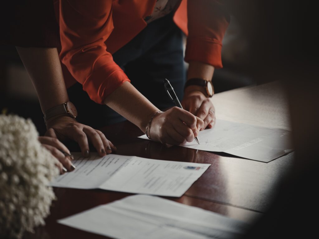 romain-dancre-doplSDELX7E-unsplash (1) Costly HR mistakes condo boards make