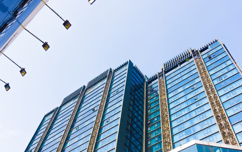 leohoho-YcD8ak707AM-unsplash (1) condo life stages